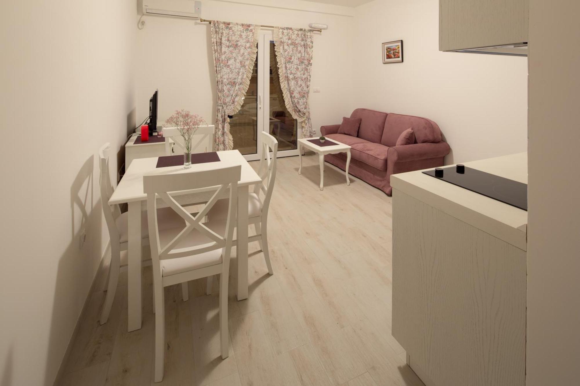 Apartments Raskovic Radanovići Exteriör bild