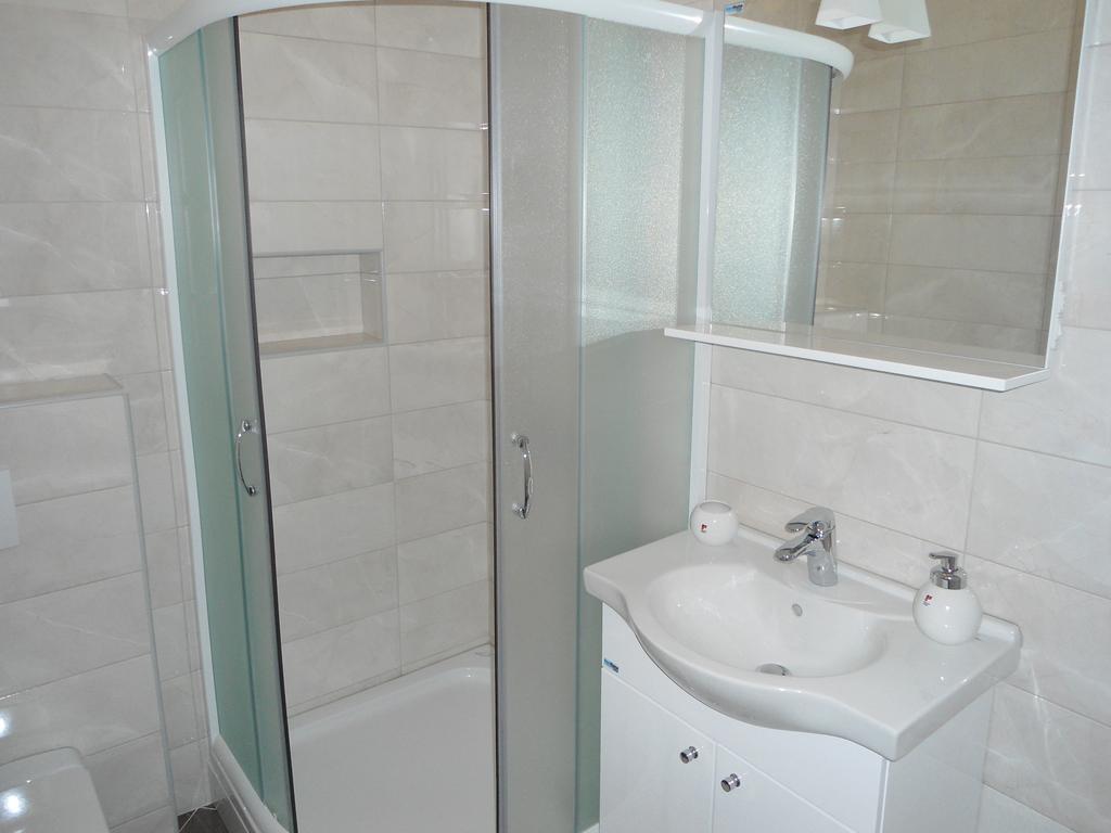 Apartments Raskovic Radanovići Exteriör bild