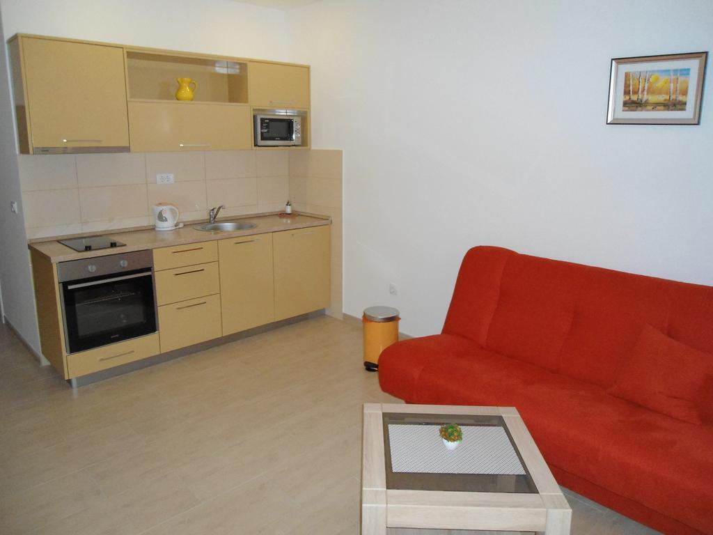 Apartments Raskovic Radanovići Exteriör bild
