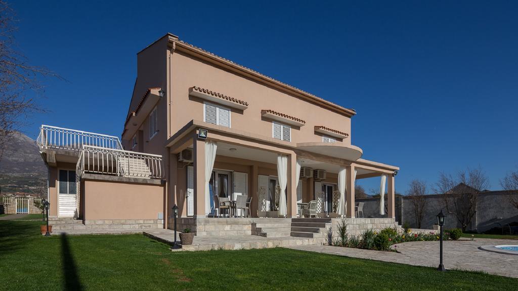 Apartments Raskovic Radanovići Exteriör bild