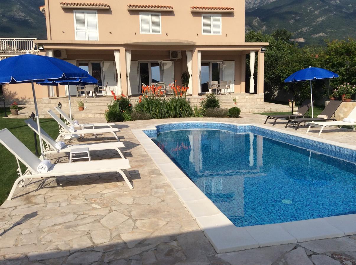 Apartments Raskovic Radanovići Exteriör bild
